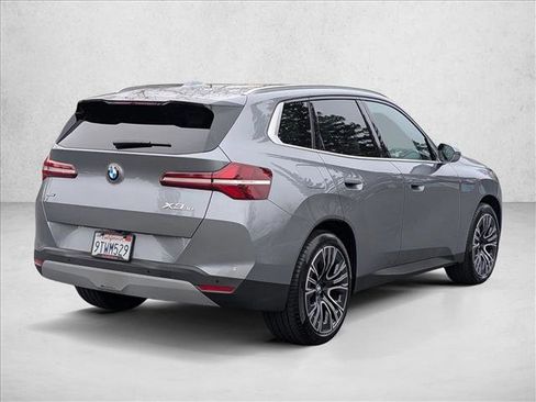 Used 2025 BMW X3 xDrive30i w/ Convenience Package image 5