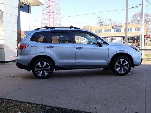 Used 2018 Subaru Forester 2.5i Limited image 6