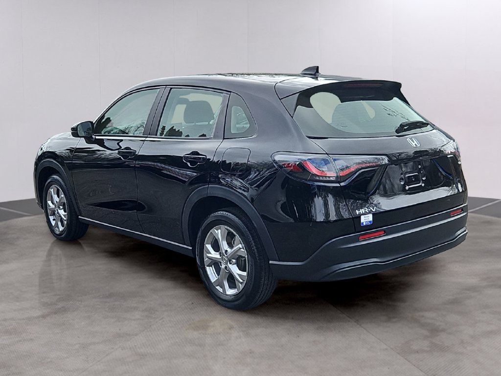 Certified 2024 Honda HR-V LX image 6