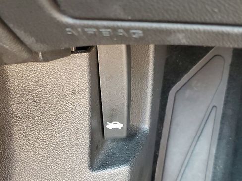 Used 2018 Buick Cascada Premium FWD image 30