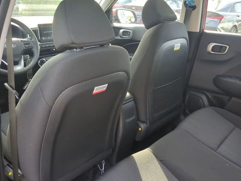 New 2026 Hyundai Venue SE FWD image 19