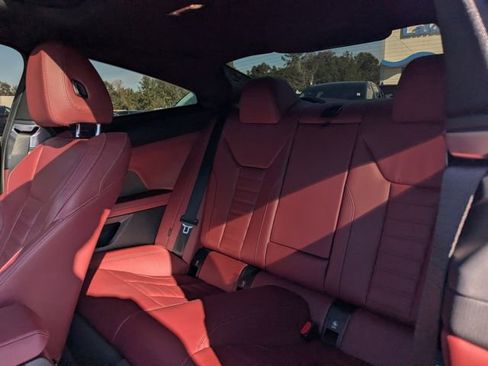 Used 2024 BMW 440i xDrive Coupe w/ Premium Package image 11