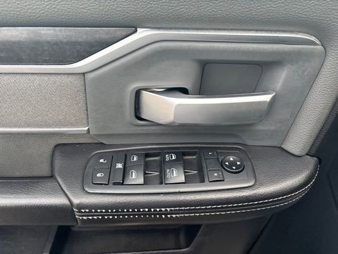 Used 2019 RAM 2500 Big Horn image 15