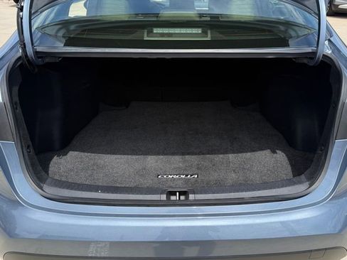 Used 2025 Toyota Corolla LE w/ Carpet Mat Package (TMS) FWD image 28