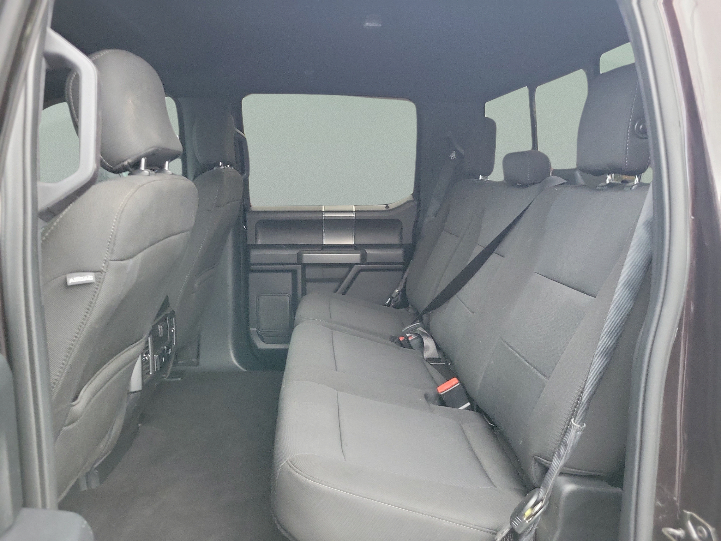 Used 2019 Ford F150 XLT w/ Equipment Group 302A Luxury AWD/4WD image 8