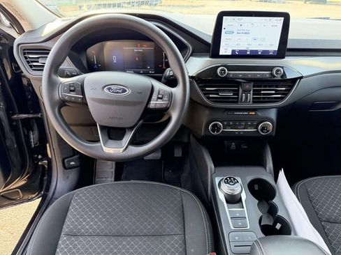 Used 2025 Ford Escape Active image 18