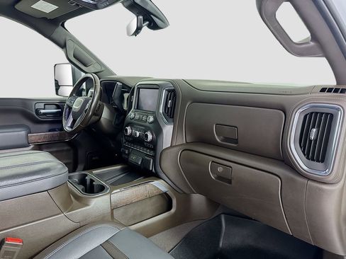 Used 2023 GMC Sierra 3500 Denali w/ Denali Ultimate Package image 28