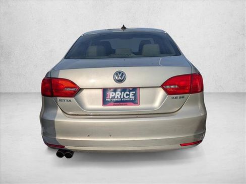 Used 2013 Volkswagen Jetta SE image 5