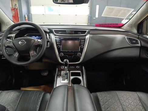 Used 2019 Nissan Murano Platinum w/ Cargo Package image 31