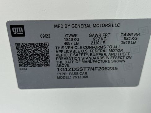 Certified 2022 Chevrolet Malibu LT w/ Leather Package image 33