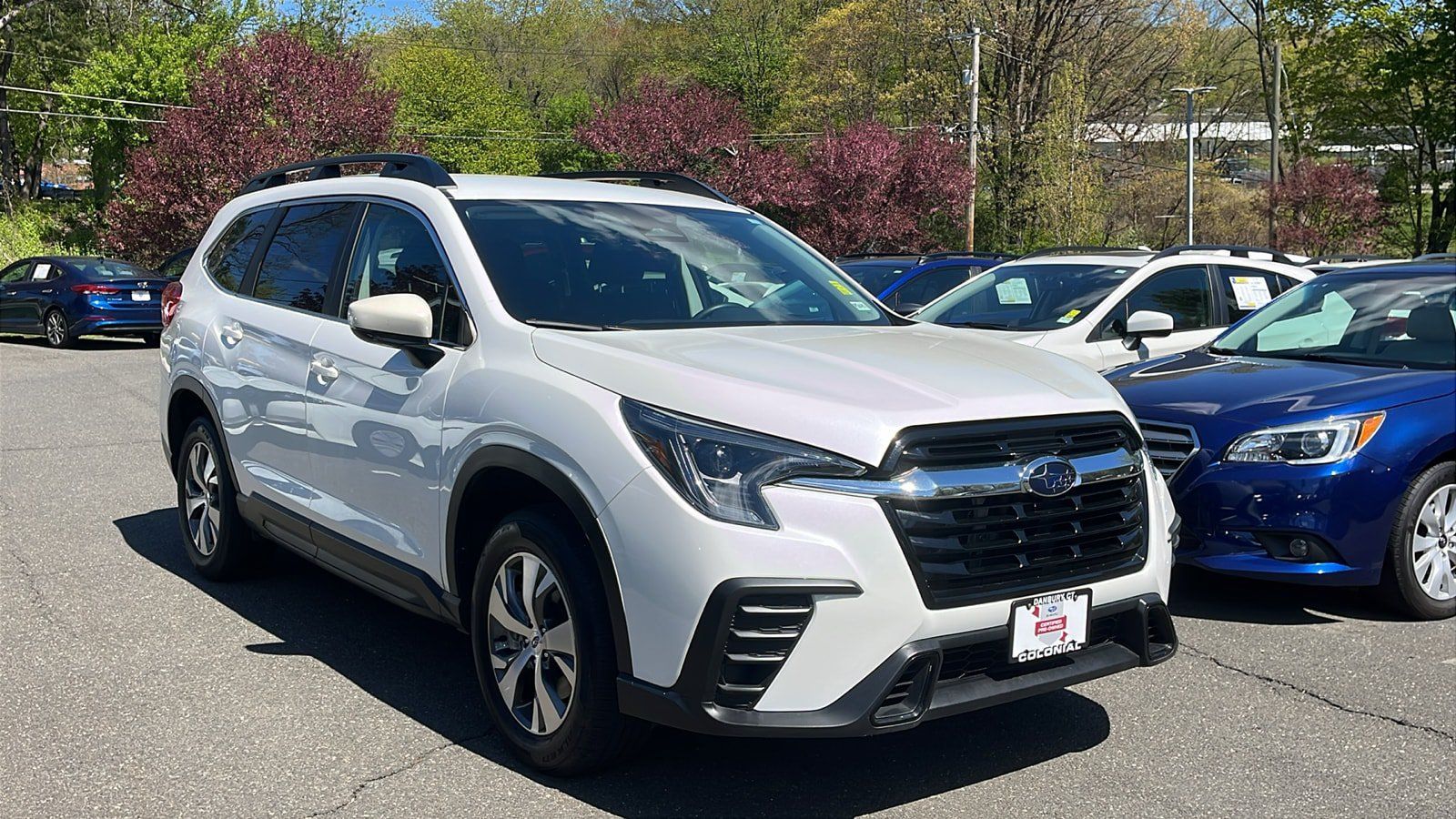 Certified 2025 Subaru Ascent Premium AWD/4WD image 3