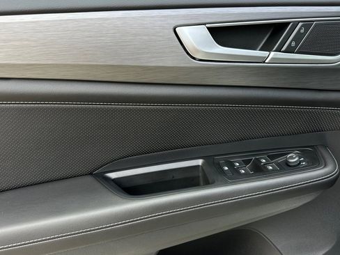 New 2026 Volkswagen Atlas Cross Sport SE image 9