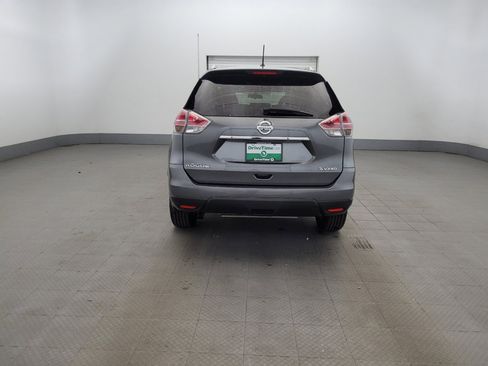 Used 2015 Nissan Rogue SV w/ SV Moonroof Package AWD/4WD image 6