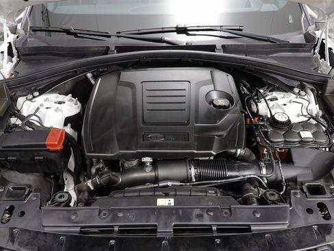 Used 2022 Land Rover Range Rover Velar R-Dynamic S image 25