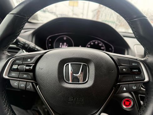 Used 2022 Honda Accord Sport image 24