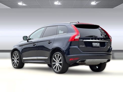 Used 2017 Volvo XC60 T6 Inscription w/ Preferred Option Package AWD/4WD image 3