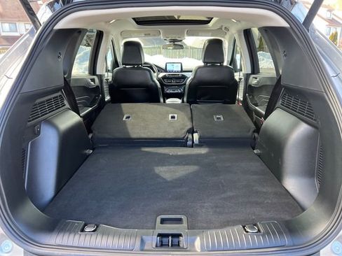 Used 2022 Ford Escape SEL image 30