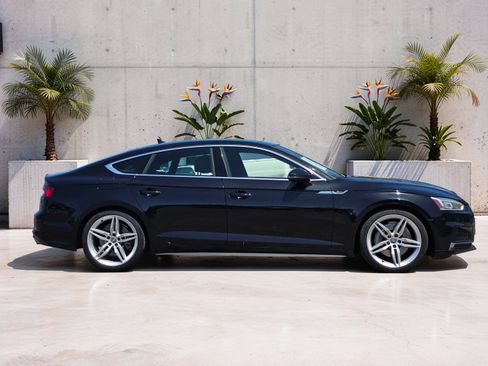 Used 2018 Audi A5 2.0T Premium Plus w/ Premium Plus AWD/4WD image 9