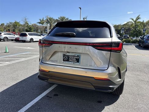 Used 2024 Lexus NX 250 FWD w/ Towing Package (2000 Lbs) image 26