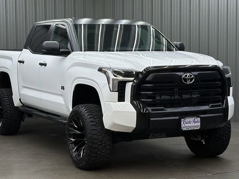 Used 2025 Toyota Tundra SR w/ SR Tow Package image 7