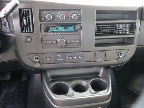New 2025 GMC Savana 2500 w/ Driver Convenience Package RWD image 28