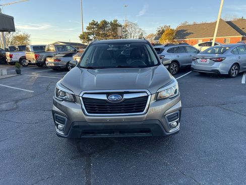 Used 2019 Subaru Forester Limited w/ Popular Package #3 image 3