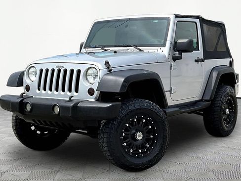 Used 2008 Jeep Wrangler X AWD/4WD image 3