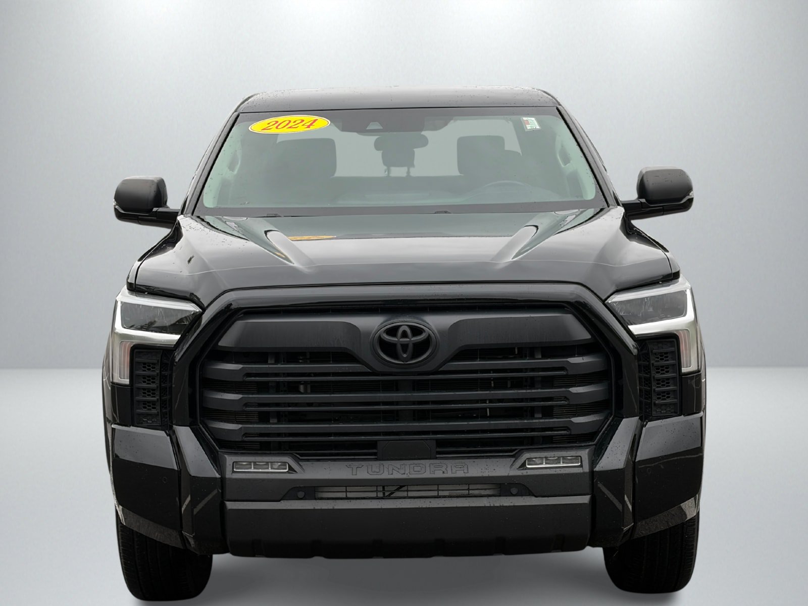 Used 2024 Toyota Tundra SR5 w/ SR5 Premium Package AWD/4WD image 8