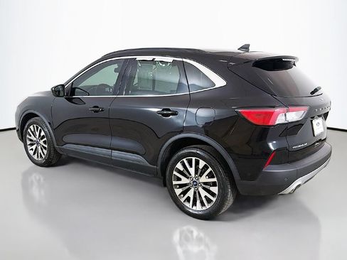 Used 2021 Ford Escape Titanium AWD/4WD image 12