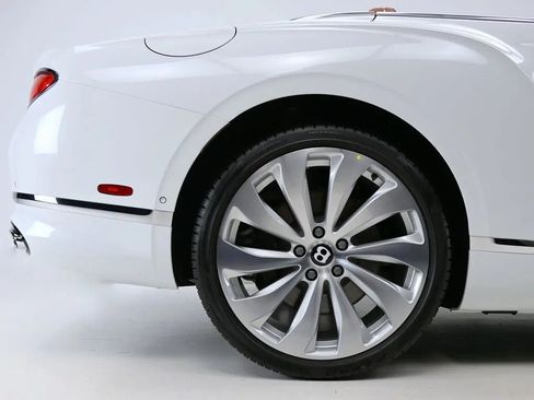 Certified 2024 Bentley Continental GT Azure AWD/4WD image 32