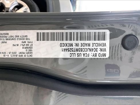 Used 2021 Jeep Compass Limited FWD image 30