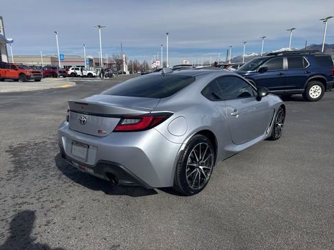 Used 2022 Toyota GR86 w/ ALL Weather Mat Package (TMS) image 3