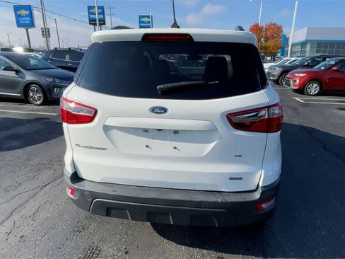 Used 2020 Ford EcoSport SE image 9