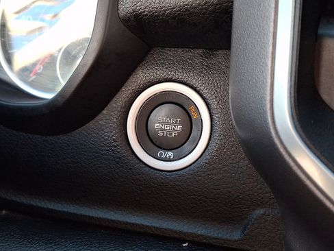 Used 2023 RAM 1500 Big Horn AWD/4WD image 25