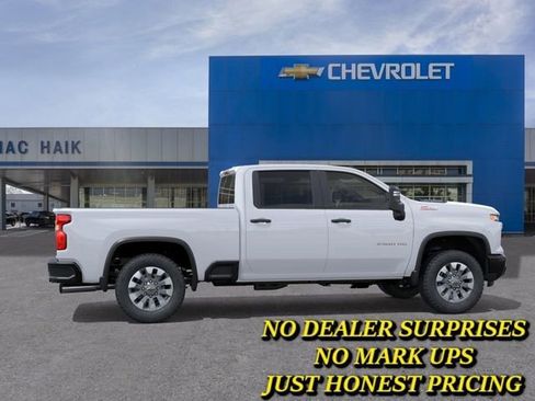 New 2026 Chevrolet Silverado 2500 Custom w/ Custom Value Package AWD/4WD image 5