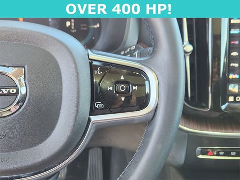 Used 2023 Volvo XC60 T8 Plus image 16