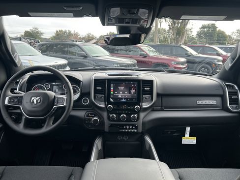 New 2026 RAM 1500 4x4 Crew Cab image 50