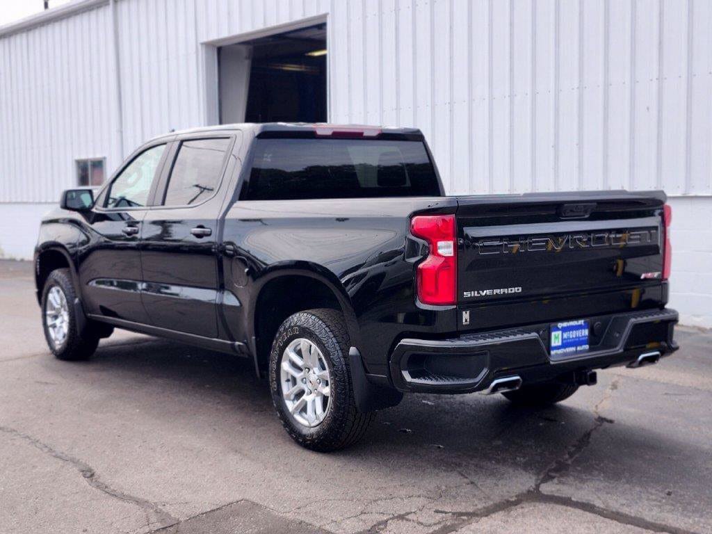 Used 2025 Chevrolet Silverado 1500 RST w/ Z71 Off-Road Package AWD/4WD image 3