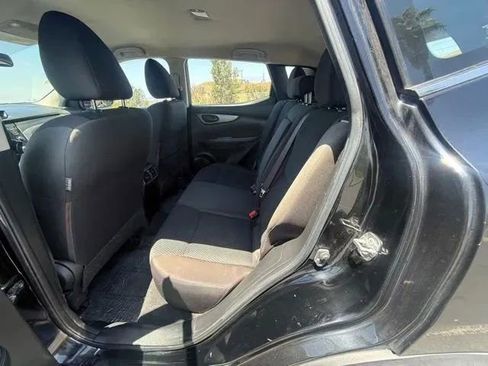 Used 2019 Nissan Rogue Sport S FWD image 13