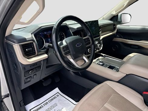 Used 2024 Ford Expedition Limited RWD image 10