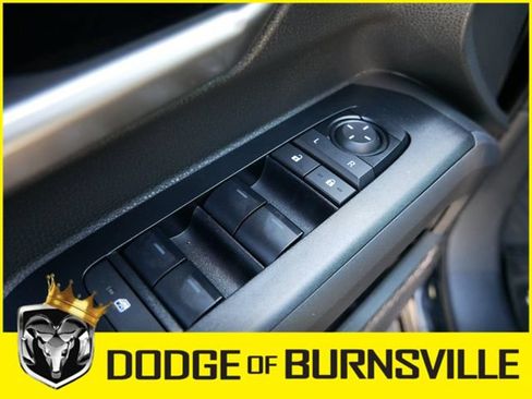 Used 2024 Toyota Tacoma Limited w/ Limited Package (LT) AWD/4WD image 18