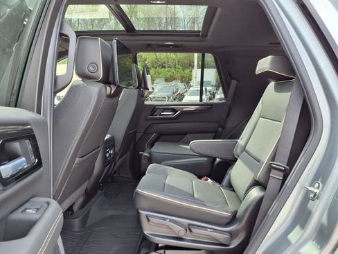 New 2026 GMC Yukon Elevation w/ Elevation Premium Package image 18