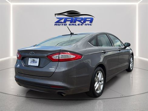 Used 2014 Ford Fusion SE FWD image 7