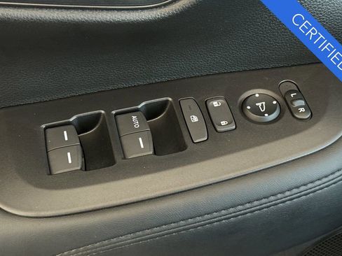 Used 2026 Honda HR-V LX image 12