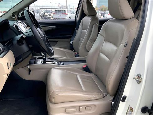 Used 2017 Honda Ridgeline RTL image 7