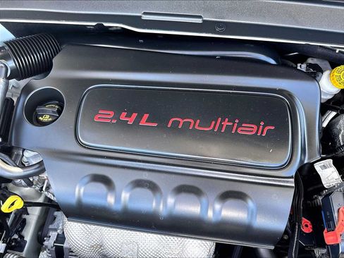 Used 2017 Jeep Renegade Limited FWD image 32