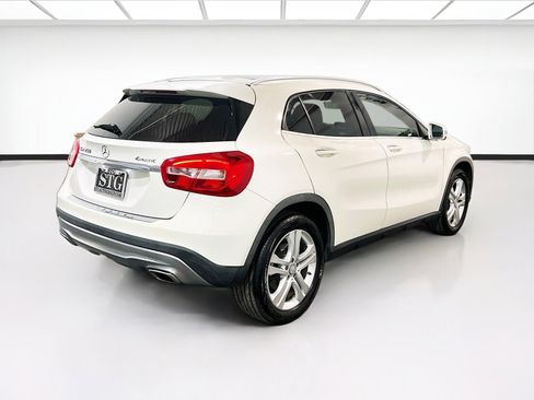 Used 2016 Mercedes-Benz GLA 250 4MATIC image 4