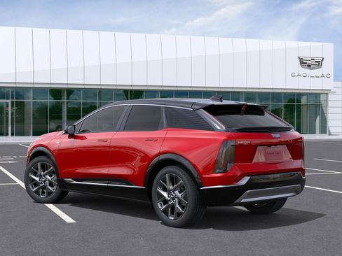 New 2026 Cadillac Optiq Luxury 2 RWD image 27