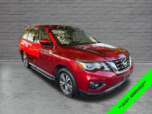 Used 2017 Nissan Pathfinder SL w/ SL Tech Package FWD image 1