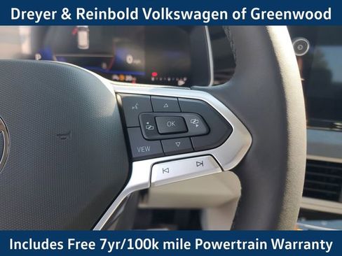 New 2025 Volkswagen Jetta SE image 24